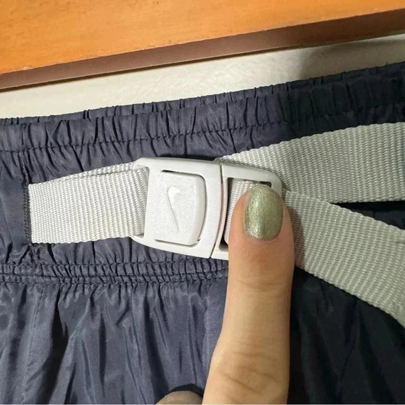 Nike Sportswear Tech Pack Woven Pants Black
Navy Interior Short Belt XS - Picture 5 of 8